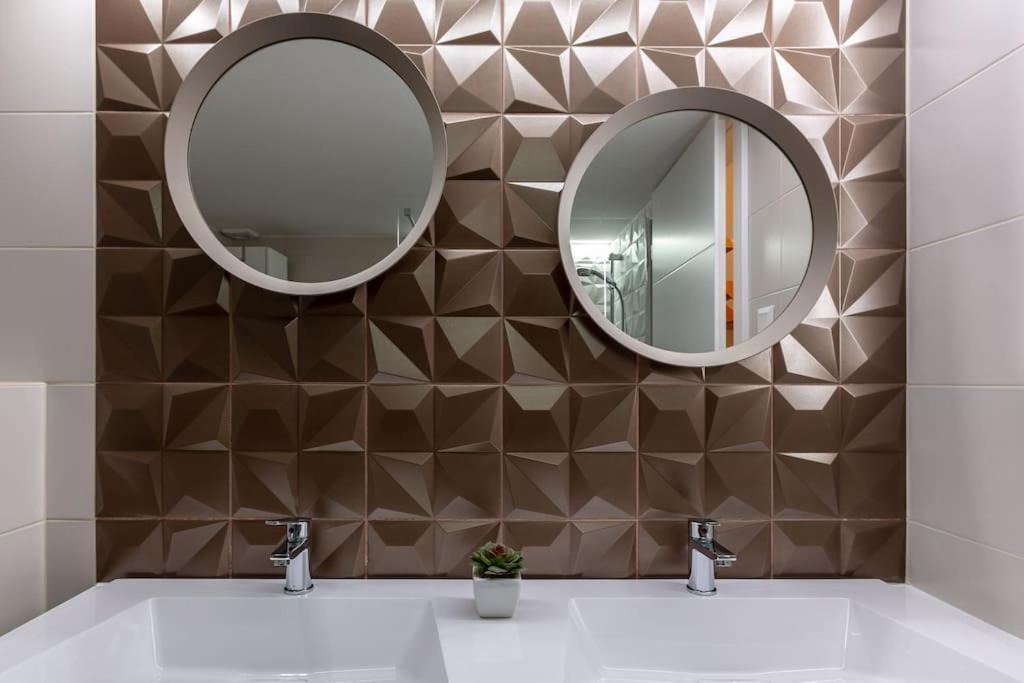 Premium Apartment By Hi5-King Street'S Luxury Budapest Esterno foto