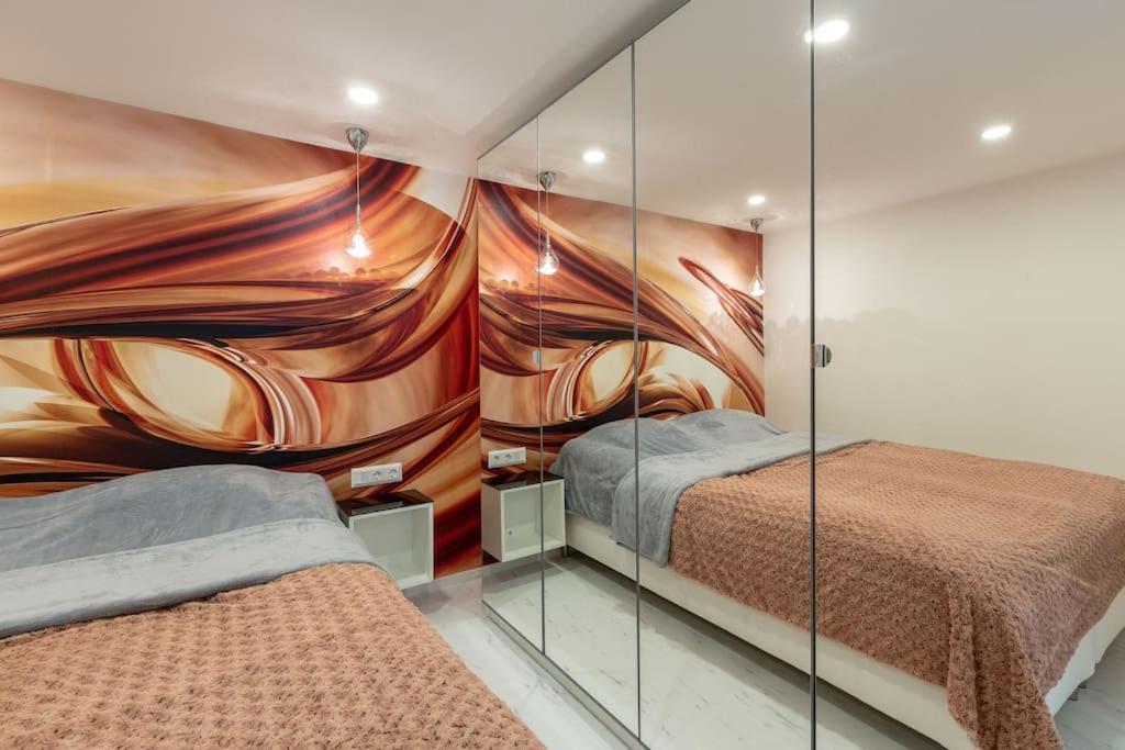 Premium Apartment By Hi5-King Street'S Luxury Budapest Esterno foto