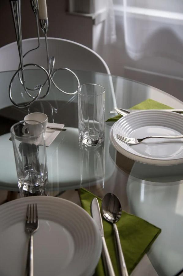 Premium Apartment By Hi5-King Street'S Luxury Budapest Esterno foto