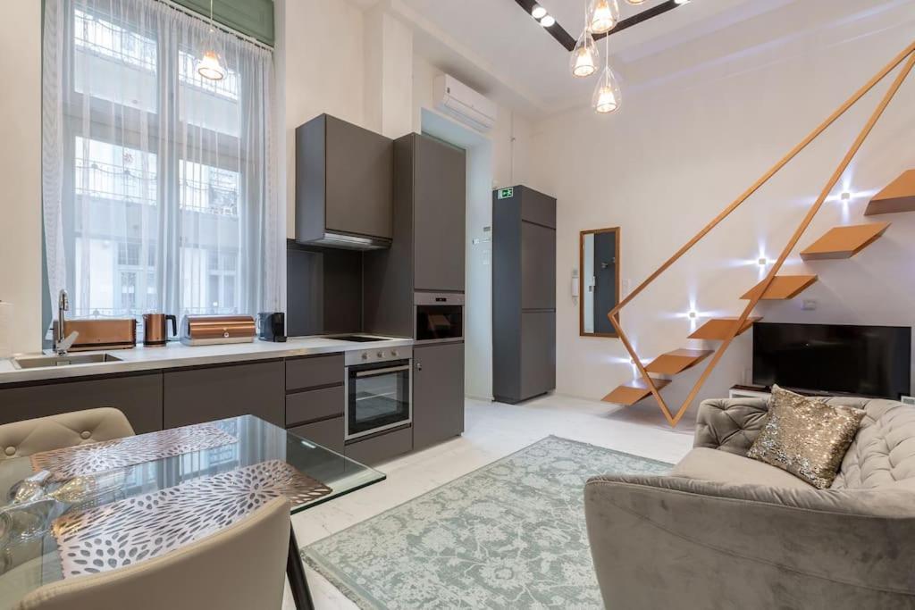 Premium Apartment By Hi5-King Street'S Luxury Budapest Esterno foto