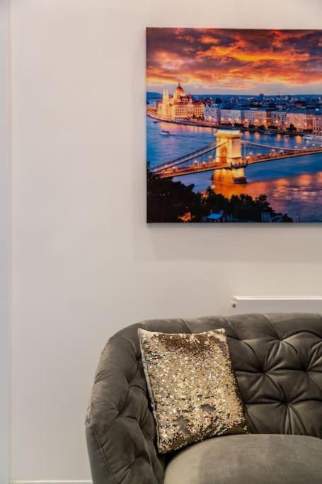 Premium Apartment By Hi5-King Street'S Luxury Budapest Esterno foto