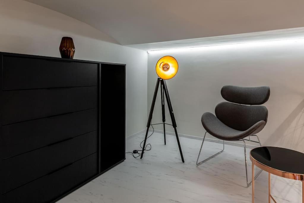 Premium Apartment By Hi5-King Street'S Luxury Budapest Esterno foto